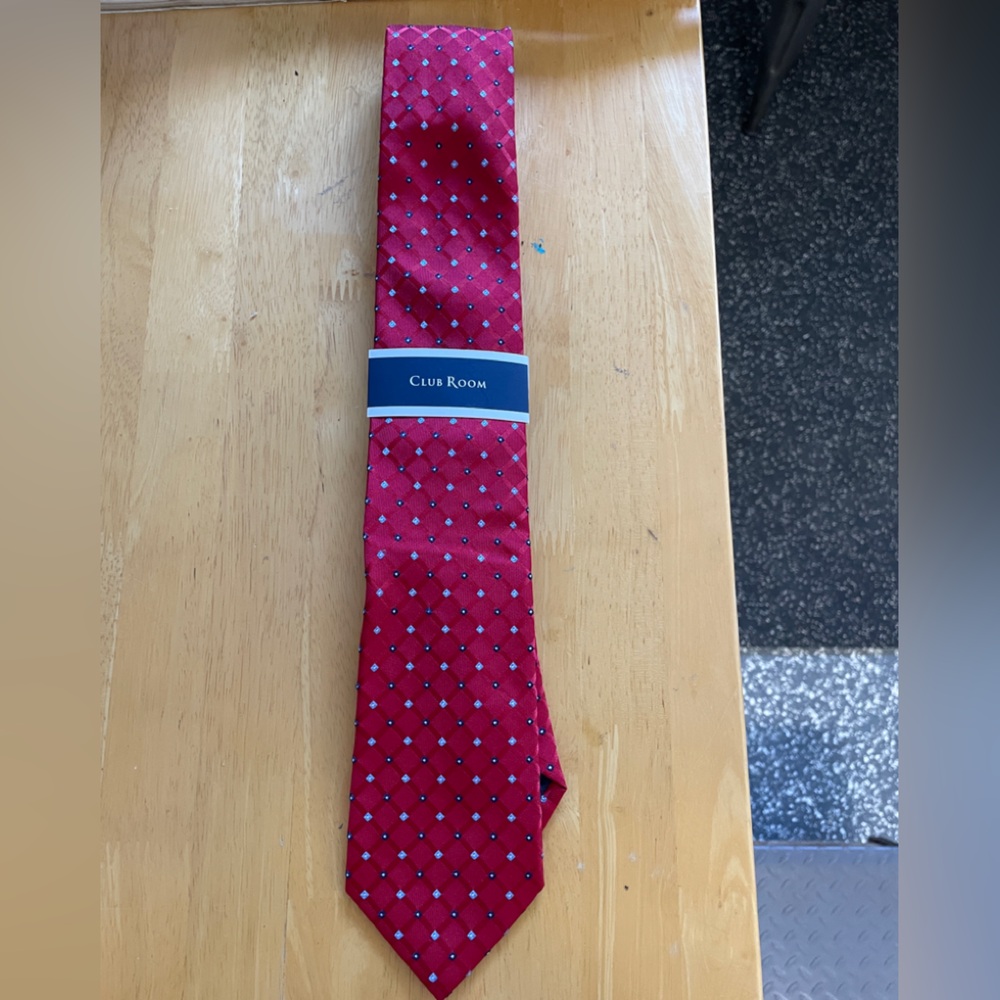 FREE with Purchase Club Room Tie, NWT